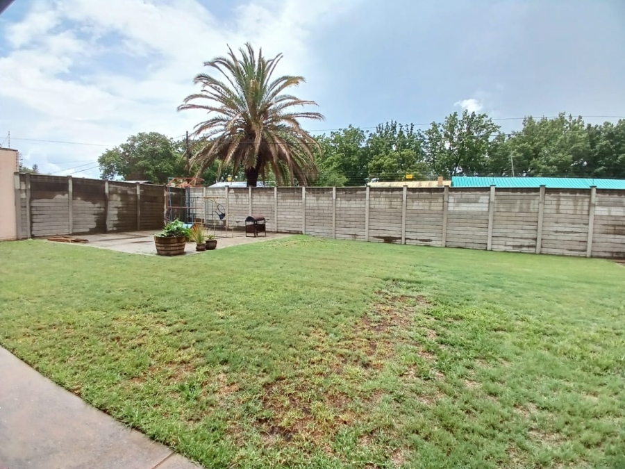 5 Bedroom Property for Sale in Sasolburg Ext 15 Free State